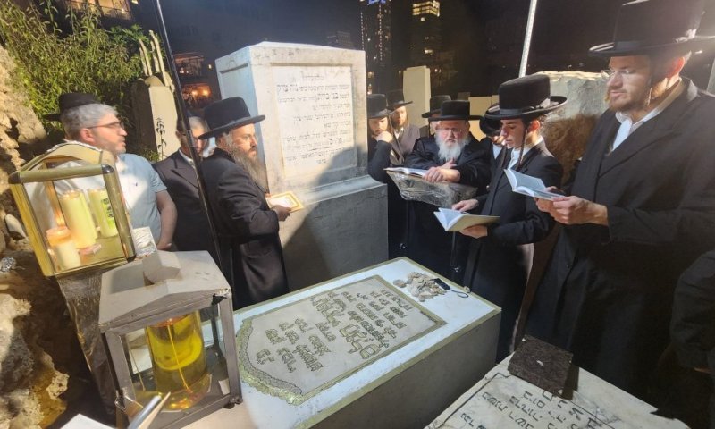 בפעילות של אברך בני ברקי: סככה הוקמה על ציון&nbsp;הצדיק התל אביבי