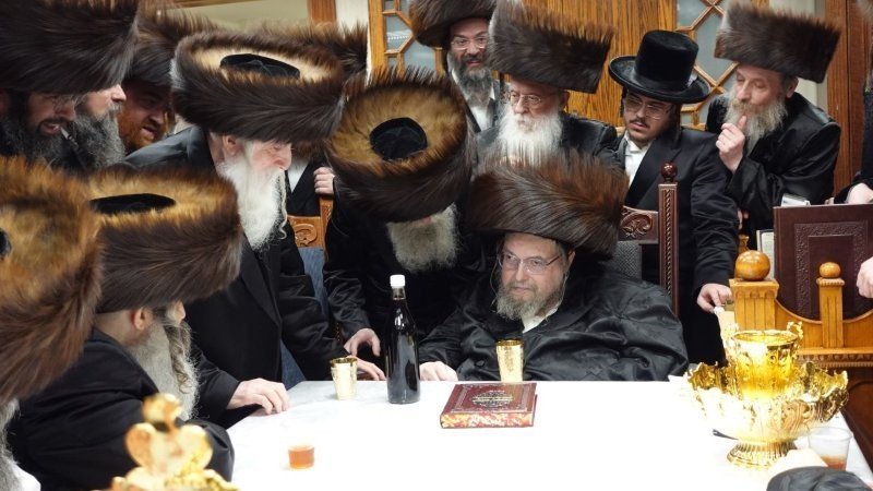 אנשיל בעק וא.מ.ש