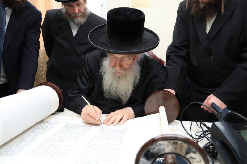 מאיר זלזניק, עזרא טרבלסי, ים לביא