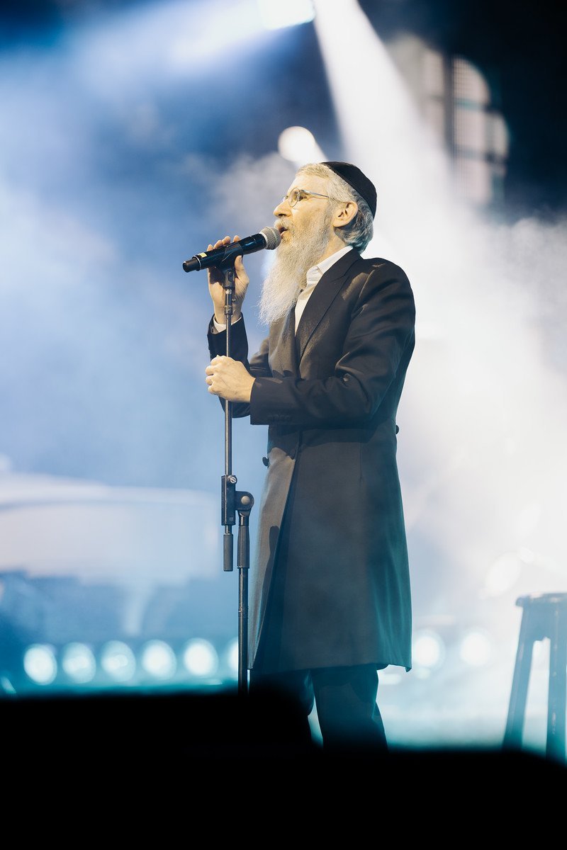 יעקב סגל, נתנאל בריזק ומנדי טויטו