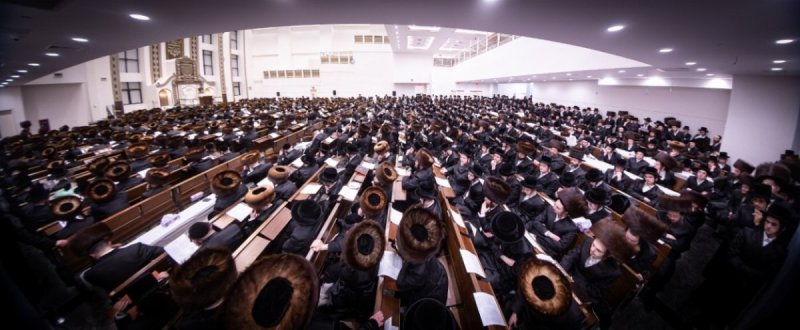 אברומי בלום, אחים לאנטשעווסקי, אייזיק י.