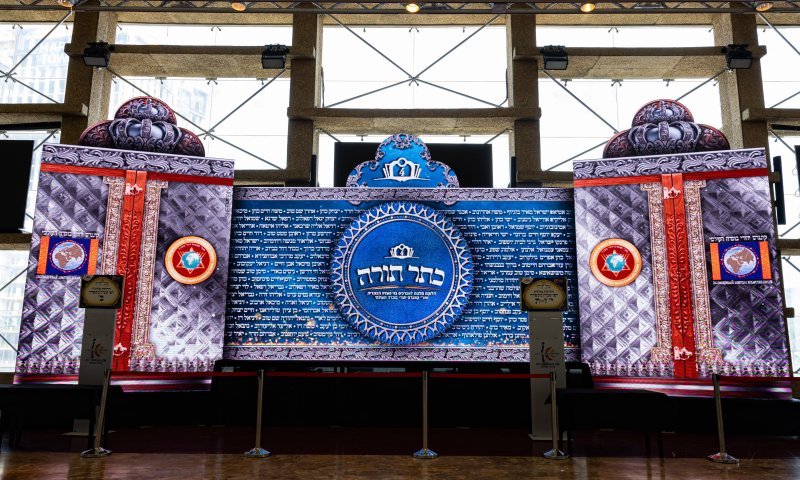 סיפוק רב לצד אכזבה וציפיה: אלפי מלגות חולקו לאברכים יוצאי קהילות בוכרה - אך מעמד הענק נדחה ברקע המצב הבטחוני