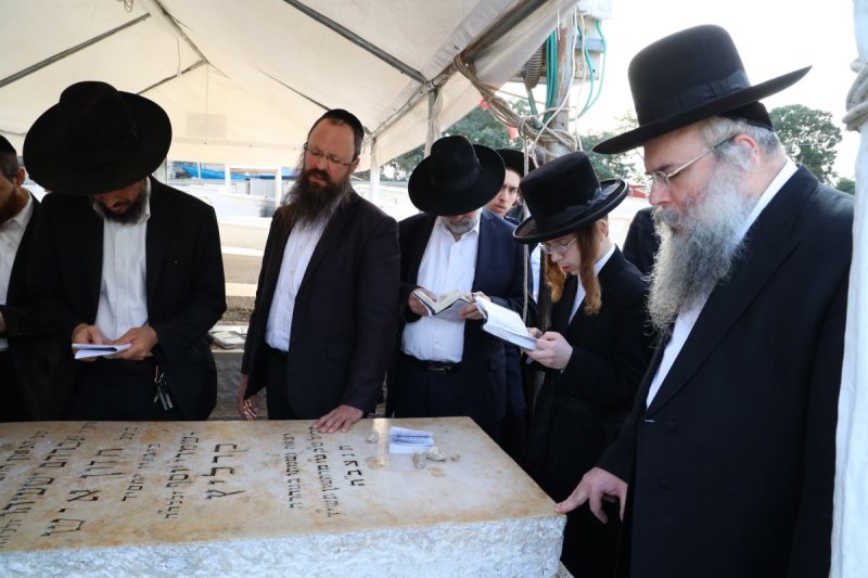 באדיבות המצלם