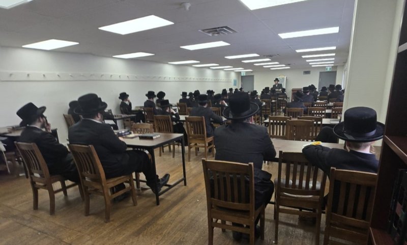 באדיבות המצלם