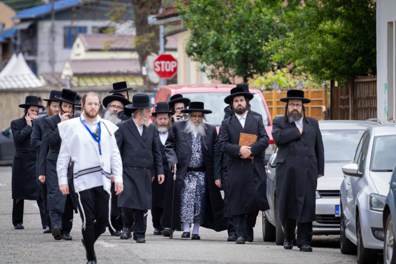 באדיבות המצלם