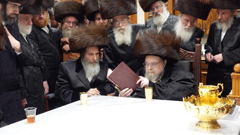 אנשיל בעק וא.מ.ש