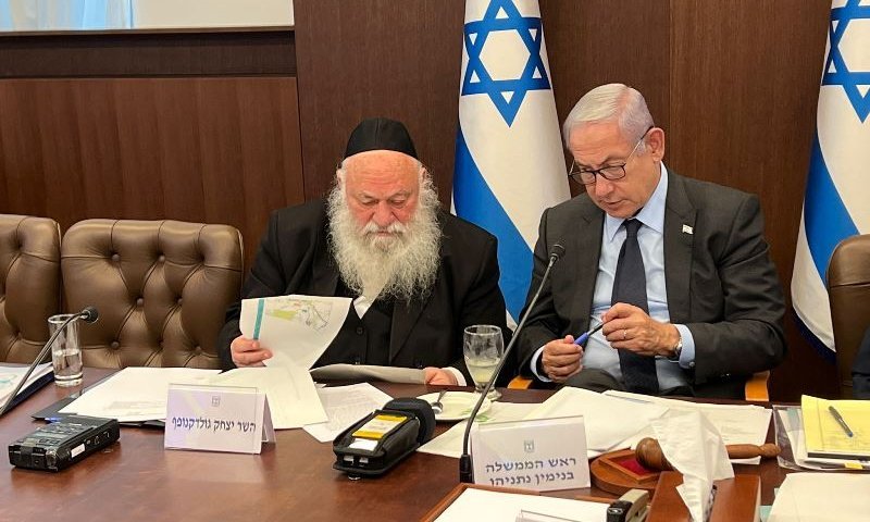 סקר דרמטי במגזר החרדי: נתניהו מרסק את מתחריו עם 84% תמיכה