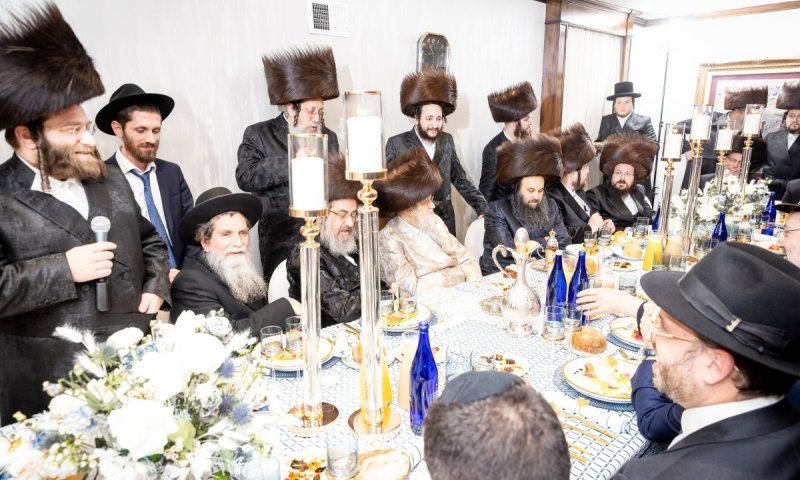 האדמו"ר ערך שבע ברכות ל"שר הפודה" של ארה"ב