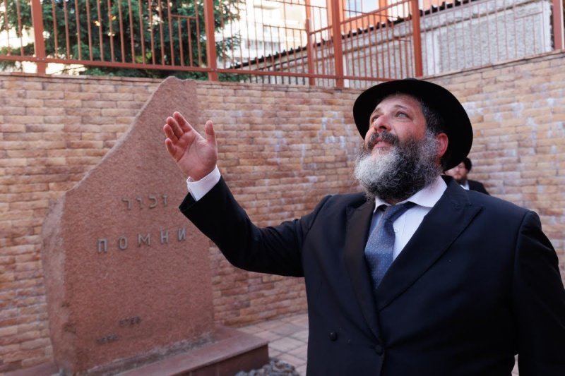 נ. נסטיה