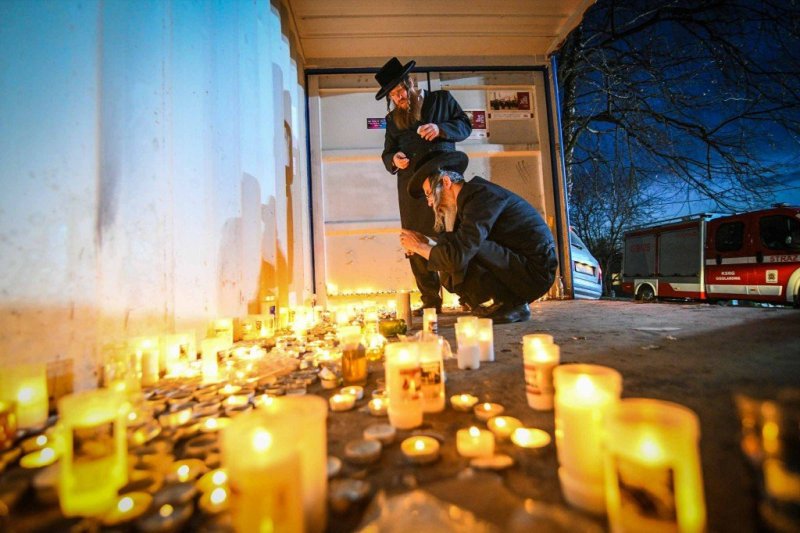 ארי קופרשטוק