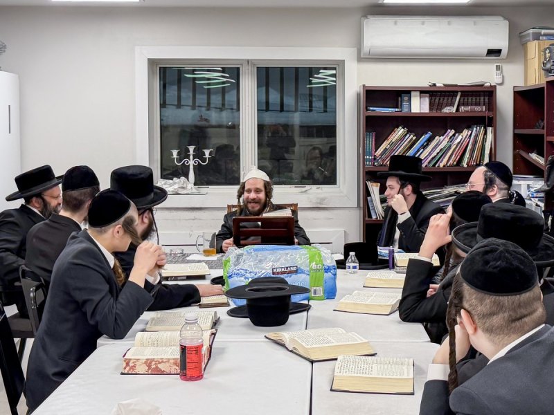 באדיבות המצלם