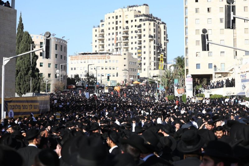 דניאל נפוסי ודוד מנדלסון