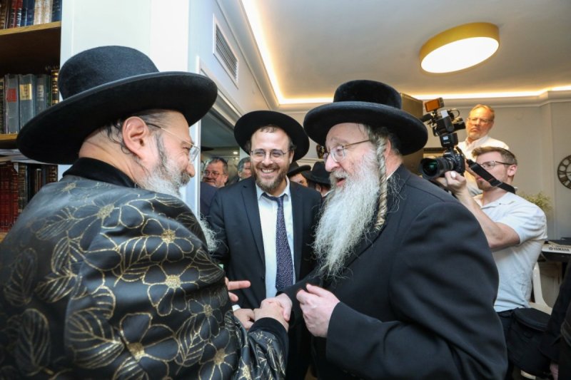 ליפא מוזר ושמוליק קורלנסקי