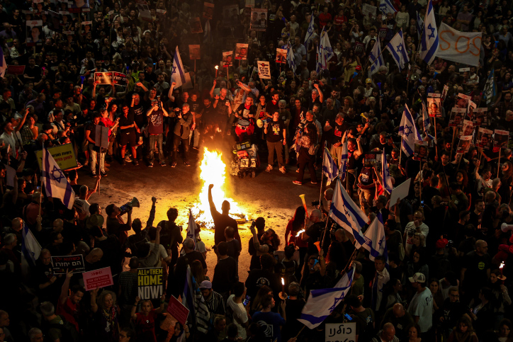 איתי רון, פלאש 90