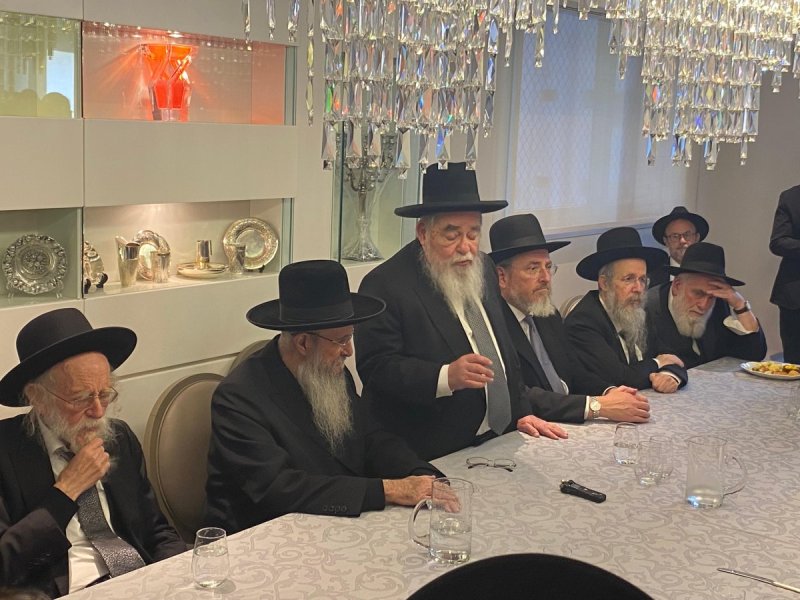 דניאל נפוסי ומאיר זלזניק