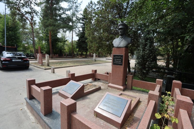 מרדכי לובעצקי