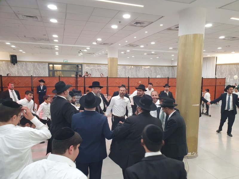 נועם אליהו