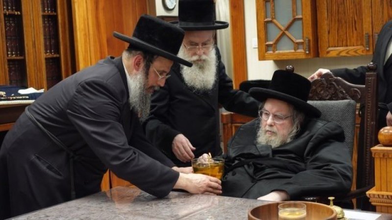 אנשיל בעק וא.מ.ש