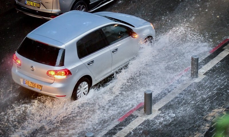 הסערה כבר כאן: גשם ושלג, סופות רעמים וברד - זה מה שמחכה לנו בסופ"ש