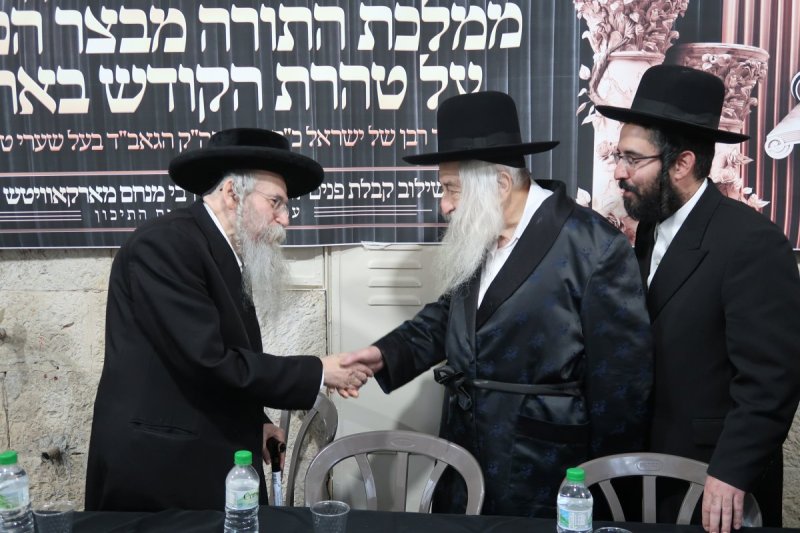 שמואל דריי ומ.א נוימן