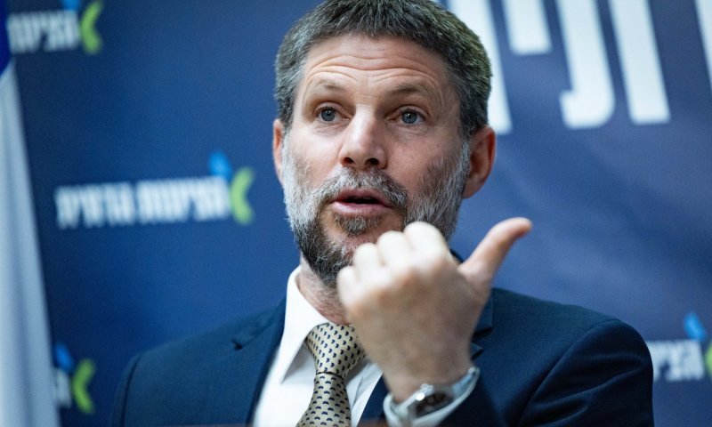 סמוטריץ' לח"כ הערבייה: "אנחנו אשמים שאתם רוצחים אחד את השני?"