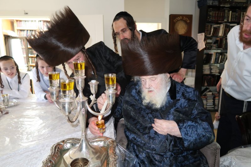 דניאל נפוסי