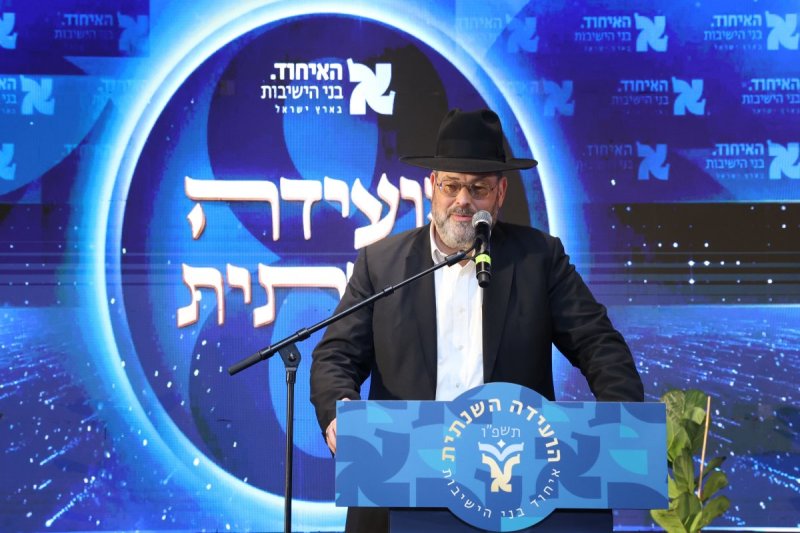 קובי הר צבי ומאיר זלזניק