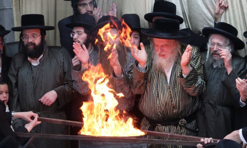 הרבי המשפיע ממבקשי אמונה שרף את הפתילות וזעק על גזירת הגיוס