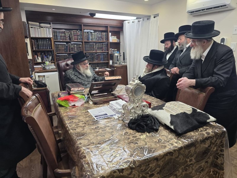 באדיבות המצלם