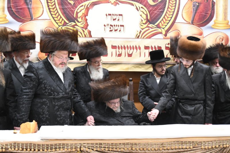 אנשיל בעק