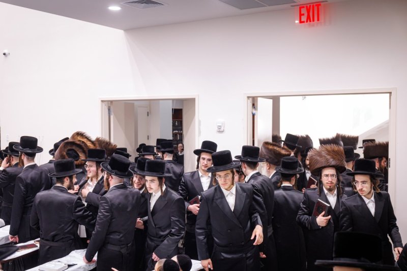 האחים לאנטשעווסקי ואושי וויינגארטן