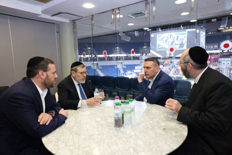 יעקב נחומי, אריאל אוחנה, אברהם כהן