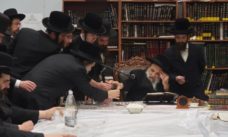 ה'בני היכלא' מאשלג ערך טיש לר' אלימלך מליז'ענסק 