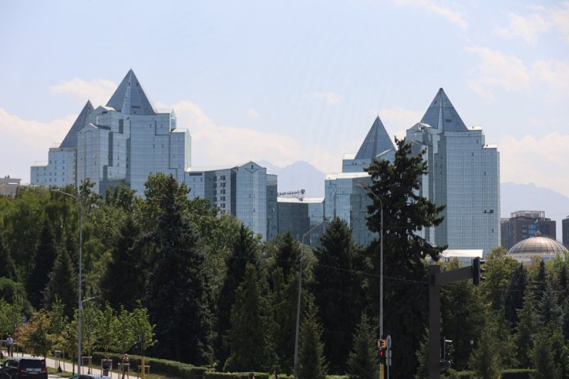 מרדכי לובעצקי