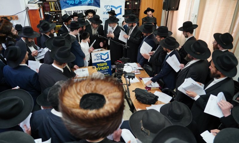 מחר ערב שביעי של פסח: רגע היסטורי לזכות לישועה של פרנסה ושידוכים