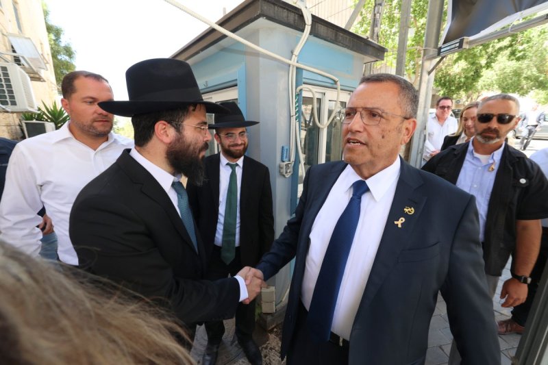 קובי הר צבי