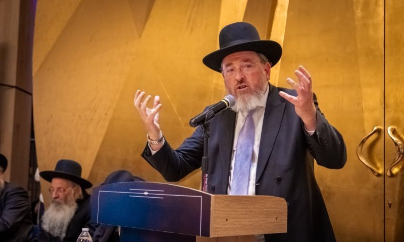 "גזירת הגיוס הצילה אותנו מהשואה" | ראש ישיבת חברון במתקפה חריפה על המדינה