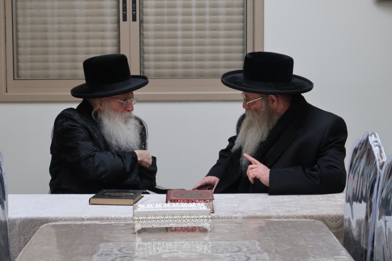 באדיבות המצלם