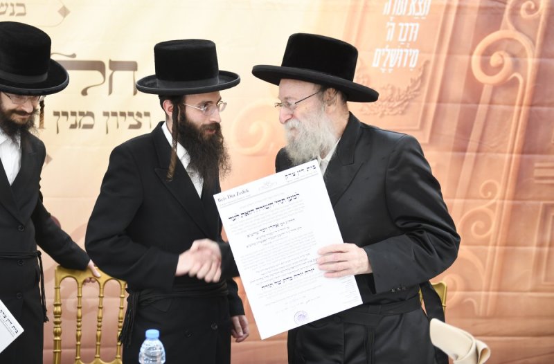 אנשיל בעק