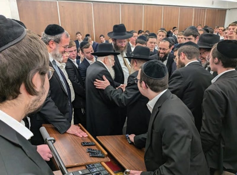באדיבות המצלם