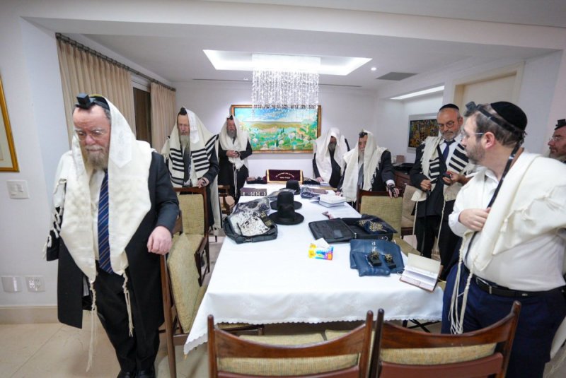 דניאל נפוסי ומאיר זלזניק