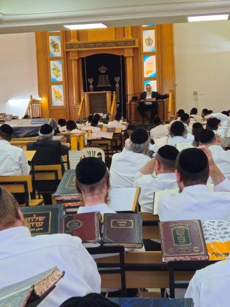 באדיבות המצלם