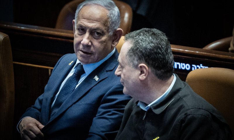 המדיניות נשברת? נתניהו וכ"ץ אישרו עבודות שיקום בעזה
