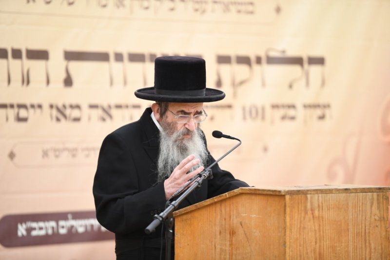 אנשיל בעק