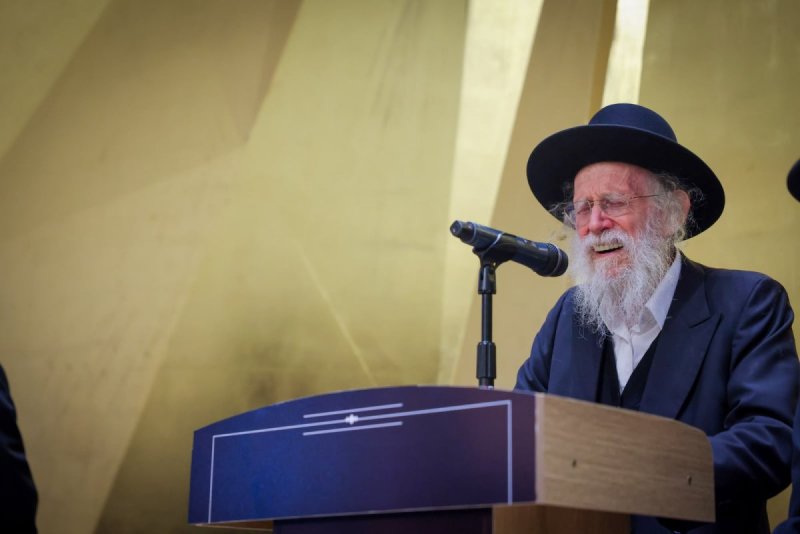 דניאל נפוסי ומאיר זלזניק