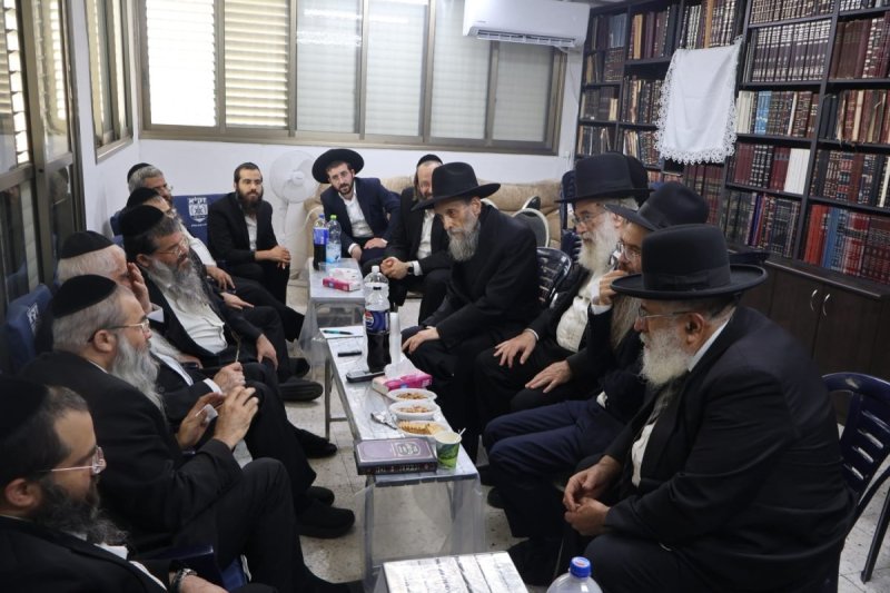 באדיבות המצלם