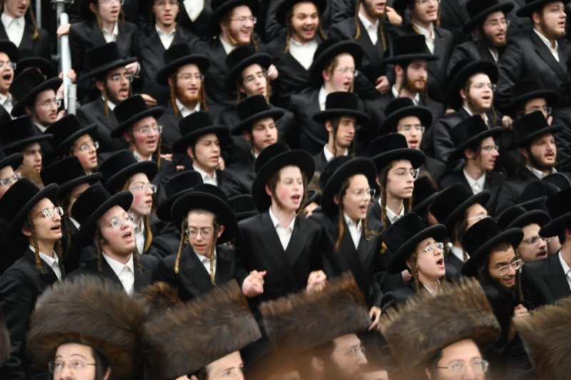 אנשיל בעק