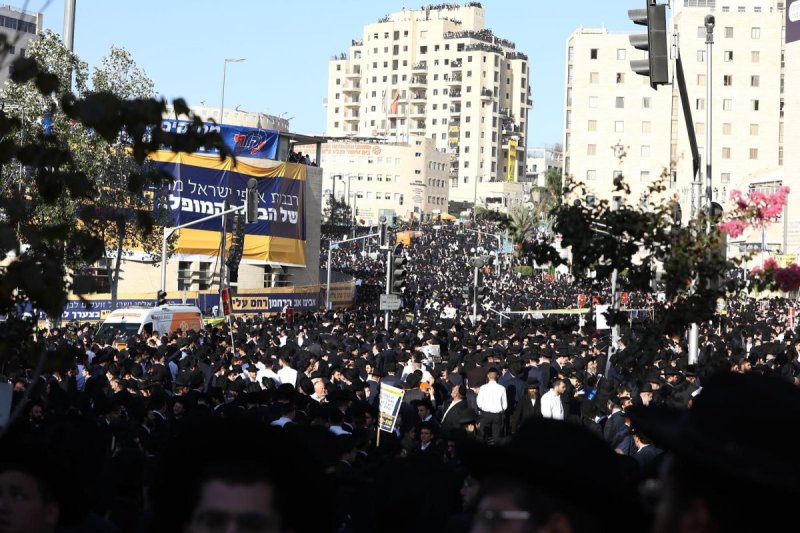 דניאל נפוסי ודוד מנדלסון