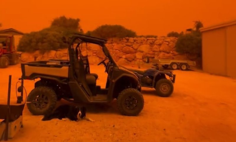 צפו בתיעוד: סופת חול חריגה פקדה את מערב אוסטרליה