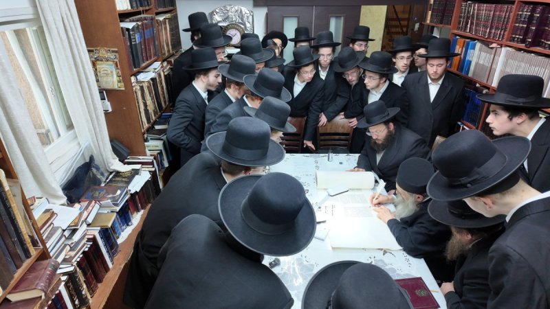 באדיבות המצלם